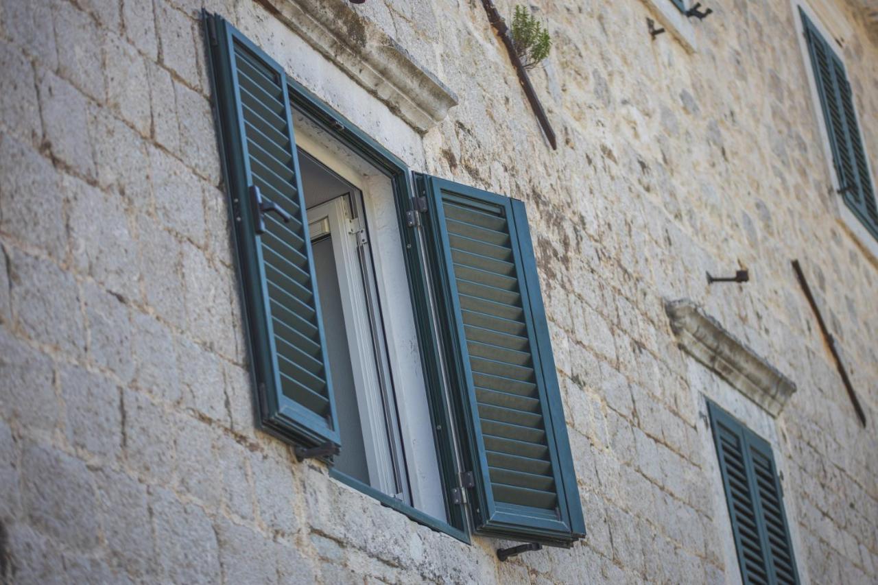 Kamena Palata Apartments Kotor Eksteriør bilde
