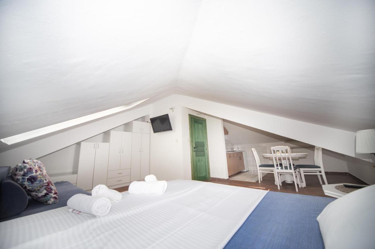 Kamena Palata Apartments Kotor Eksteriør bilde