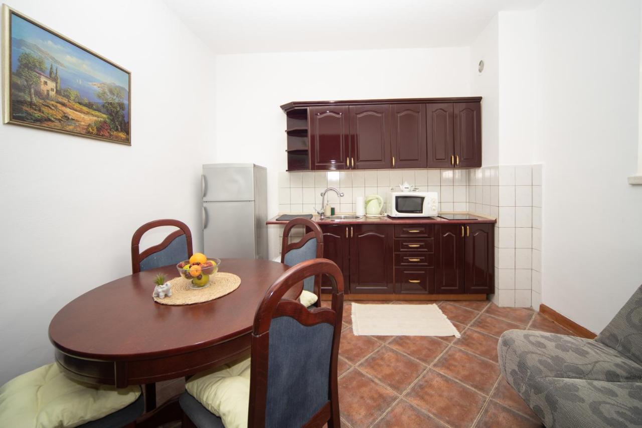 Kamena Palata Apartments Kotor Eksteriør bilde