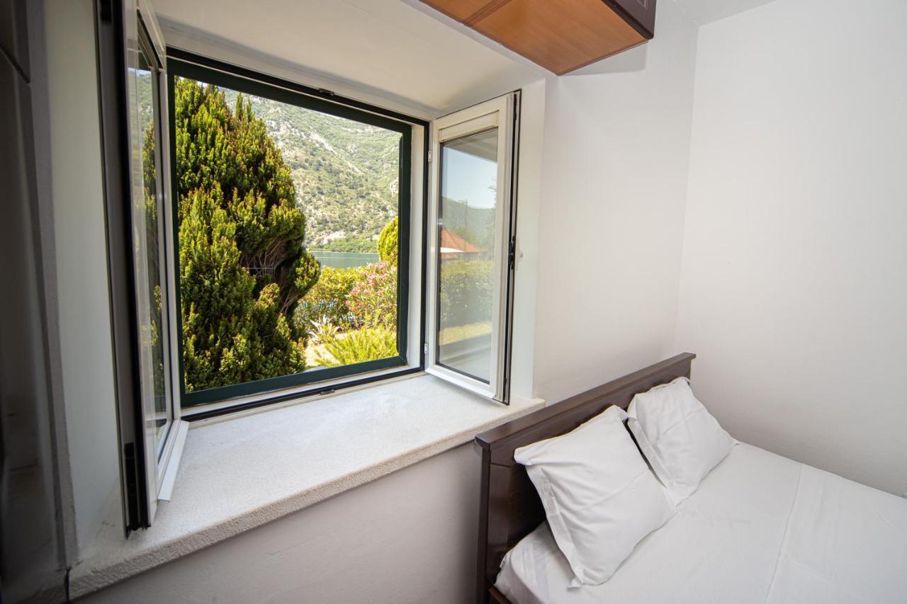 Kamena Palata Apartments Kotor Eksteriør bilde