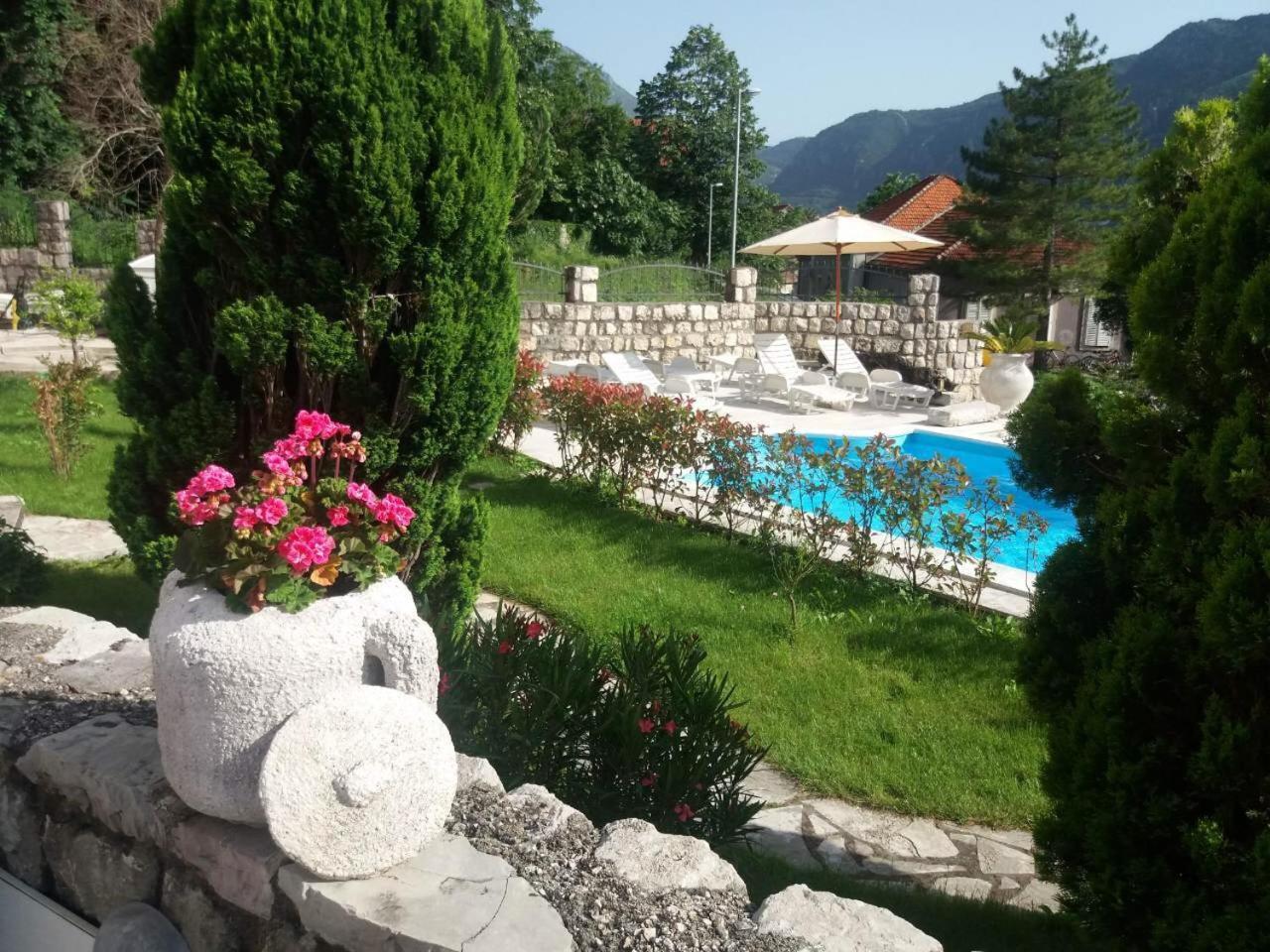 Kamena Palata Apartments Kotor Eksteriør bilde