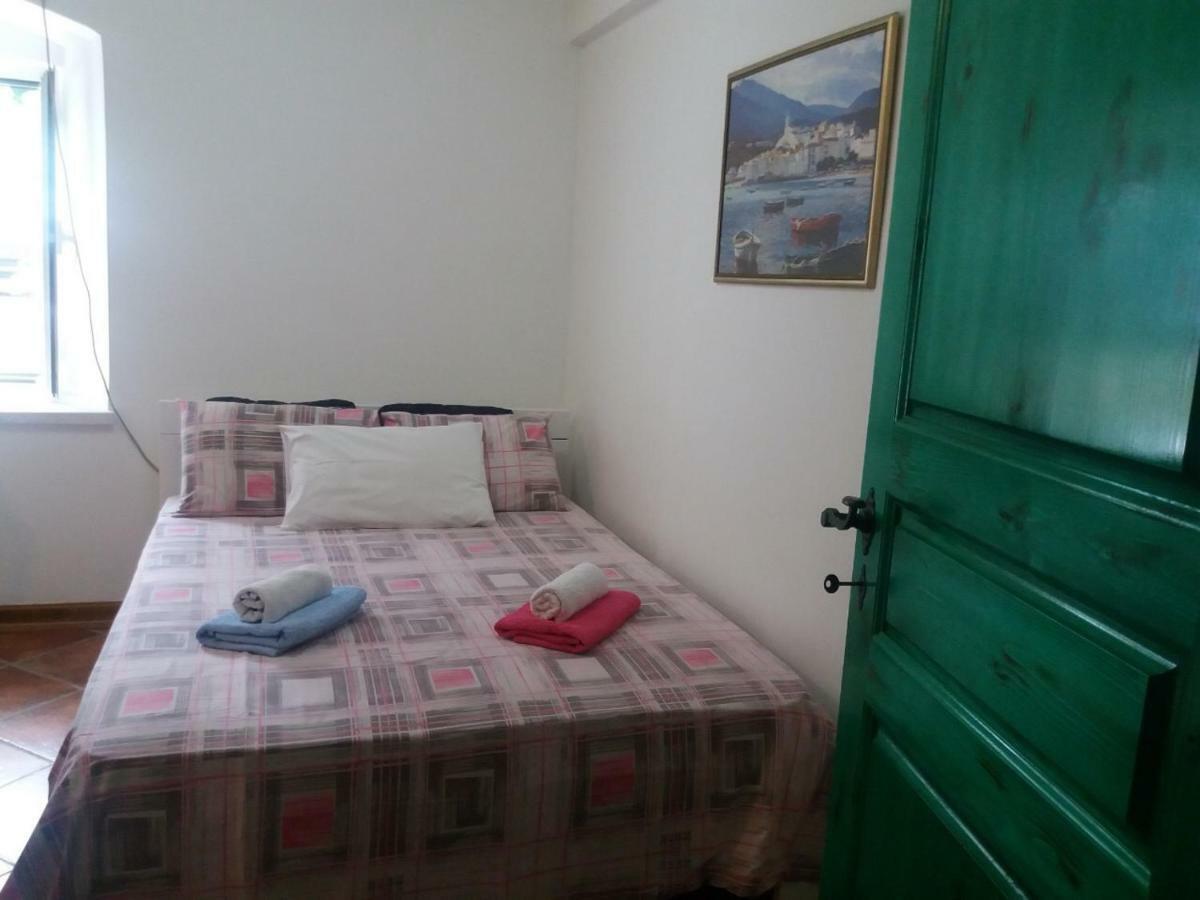 Kamena Palata Apartments Kotor Eksteriør bilde